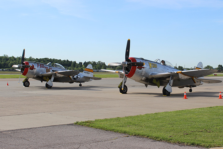 http://www.warbirdsandairshows.com/Airshows%202014/evansville-2014.htm