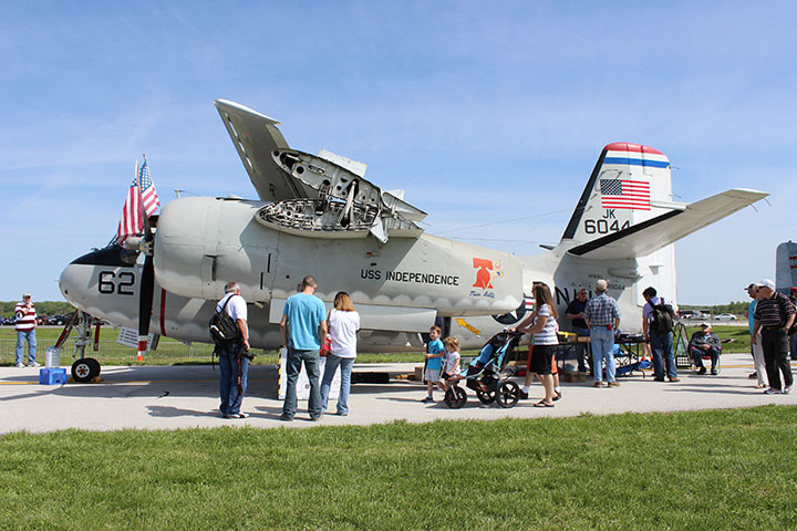 http://www.warbirdsandairshows.com/Airshows%202014/stlouis-2014.htm